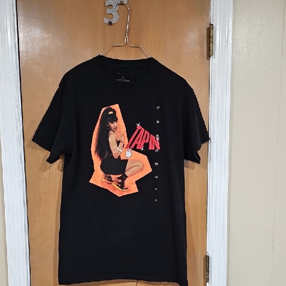 Black Saweetie Graphic Tee with Tap In Design